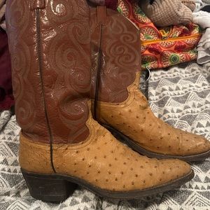 Vintage Dan Post ostritch quill western boots -